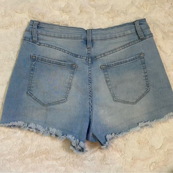 YMI Women's Distressed High Rise Y2K Jean Shorts Size 9/29 Light Wash Denim - Picture 6 of 9